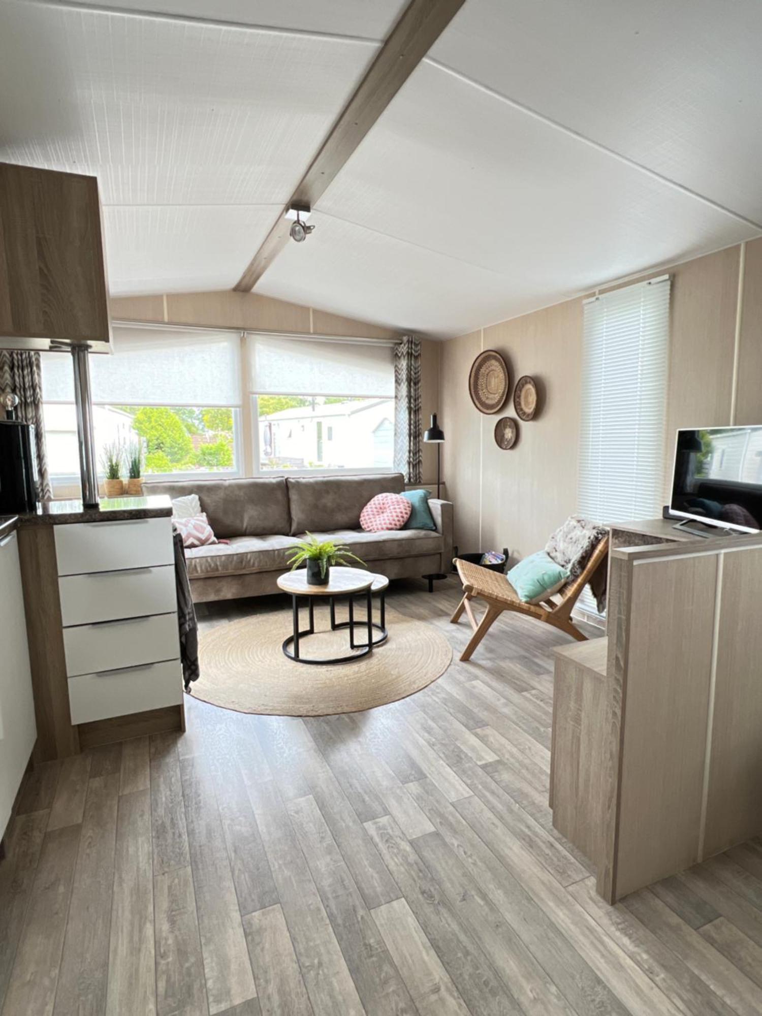 Chalet 2A Op Recreatiepark De Wielen Sint Maarten Exterior foto